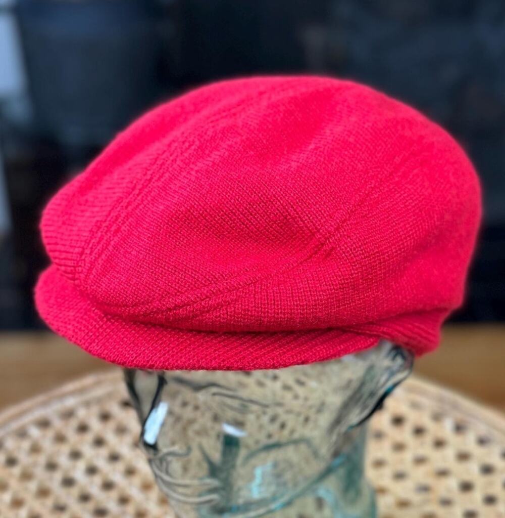 Vintage Newsboy Hat, Red 1980s Knit Newsboy Cap,  80s Hat, Red Brim Knit Cap